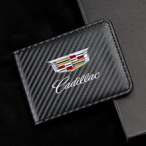 Porte-carte grise et permis de conduire en fibre de carbone pour Cadillac