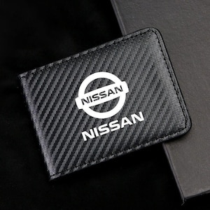 Porte-carte grise et permis de conduire Nissan en fibre de carbone