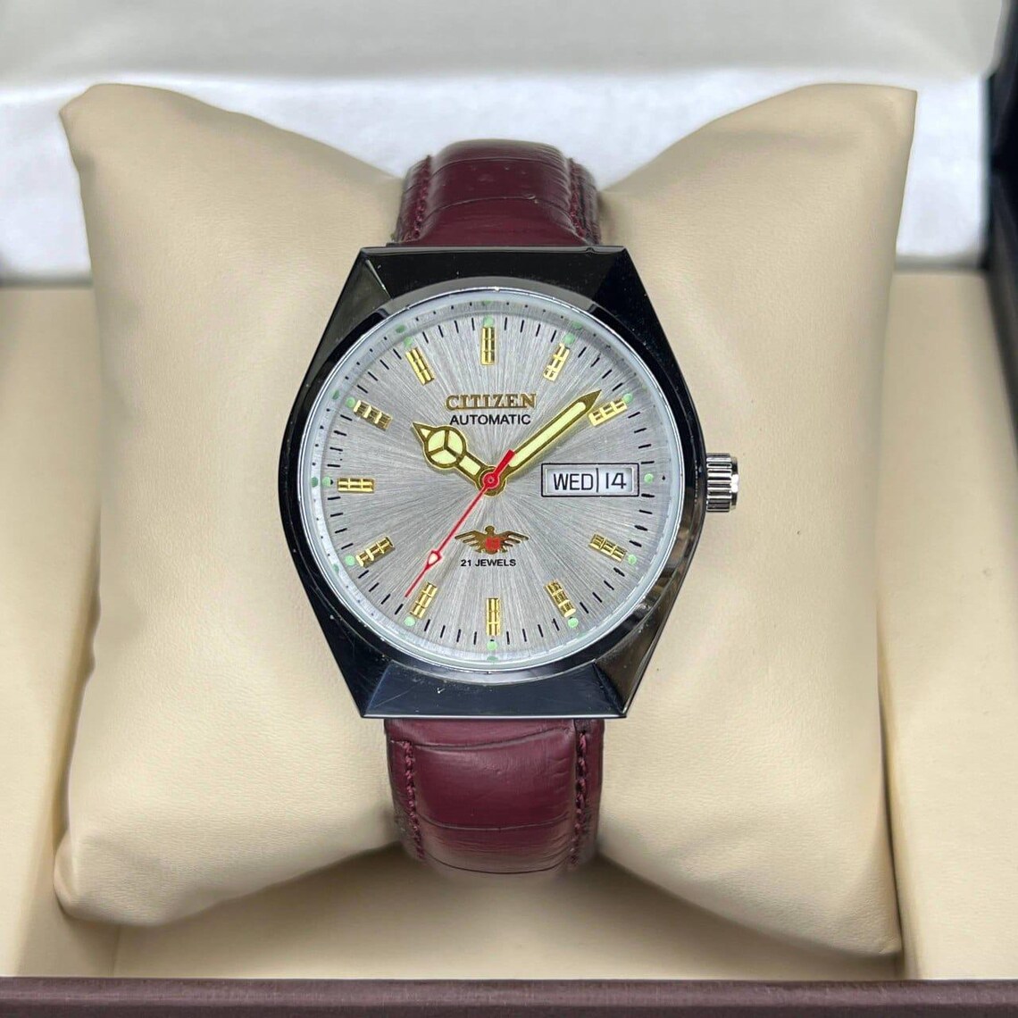 Citizen Automatic 8200, foto 1 di 5