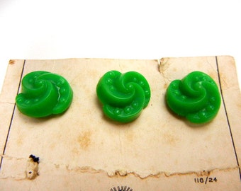 Green buttons set of 3 plastic sculpured style dots & spirals from 1950s new on partial card / vintage