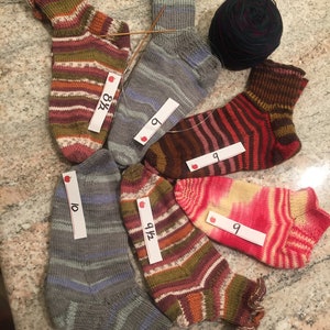 hand knitted heirloom warm cozy special gift designer socks immagine 8