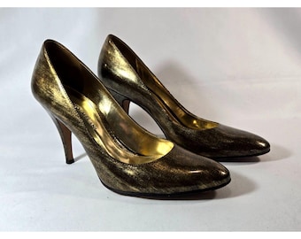 Escarpins en cuir verni doré brossé, pointure 7 M, Antonio Melani, finition métallisée brillante, parfaits pour les soirées et le travail.