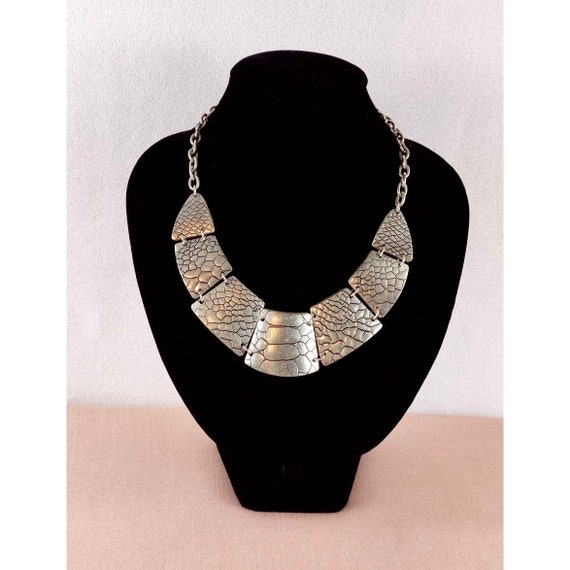 Premier Designs Silver Coker Necklace Exotic Rept… - image 1