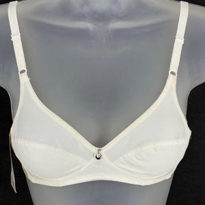 Vintage NOS Wireless Push-Up Bra - Ivory  Mesh & Padded Cups with Cute Silver Charm Detail 34A