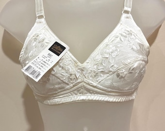 Vintage Y2K Ivory Lace Bra 36C Floral Embroidered Full Coverage Soft Cup
