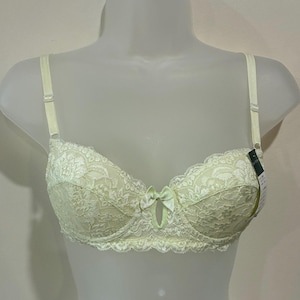 36A Lace Balconette Bra in Pale Green NWT - Women's Intimates Y2K Fashion