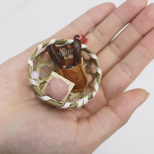 cohana Mini Scissors and Pincushion of Mini Masu set  cohana | 関の豆ばさみと豆枡の針山セット|
