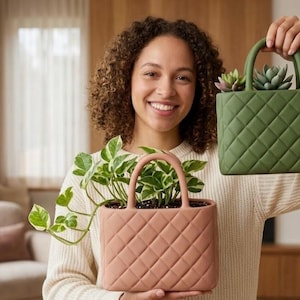Mini Handbag Planter STL, Quilted Purse Plant Pot 3D Model, Modern Desk Decor.(STL)