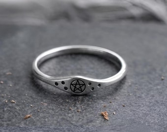 Silver Dainty Pentagram Ring, Minimalist Pagan Protection Symbol, Witchy Stackable Jewelry
