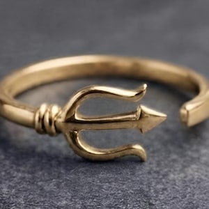 14K Gold Plated Trident Ring, Minimalist Nautical Ocean Jewelry, Beach Accessory