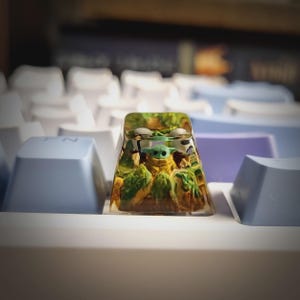 Söt grön Alien Resin Keycap, Handgjord Epoxy Artisan Keycap, Kawaii Space Creation Keyboard Present, Unik Mekanisk Tangentbordsdekor