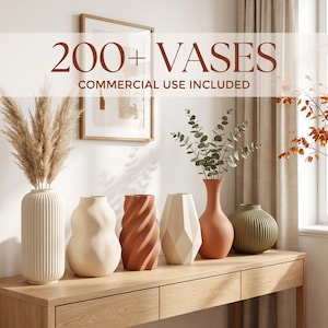 Può includere: Una collezione di sei vasi decorativi di varie forme e tonalità neutre, inclusi design a coste, ondulati, intrecciati e geometrici. Il testo 200+ VASES COMMERCIAL USE INCLUDED è visualizzato in lettere marroni sopra i vasi.