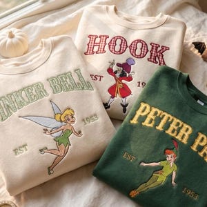 Besticktes Gingham Magisches Abenteuer Sweatshirt, Feen inspiriertes Shirt, Fantasy Shirt, Storybook Passendes Sweatshirt, Vintage Geschenk