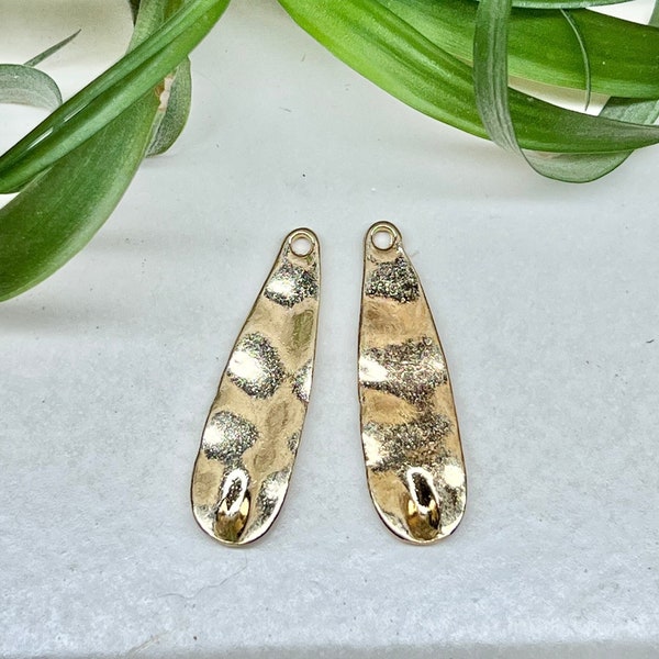 Wavy Gold Earring Components - Long Tear Drop - One Pair - Jewelry Finding - Necklace Pendants