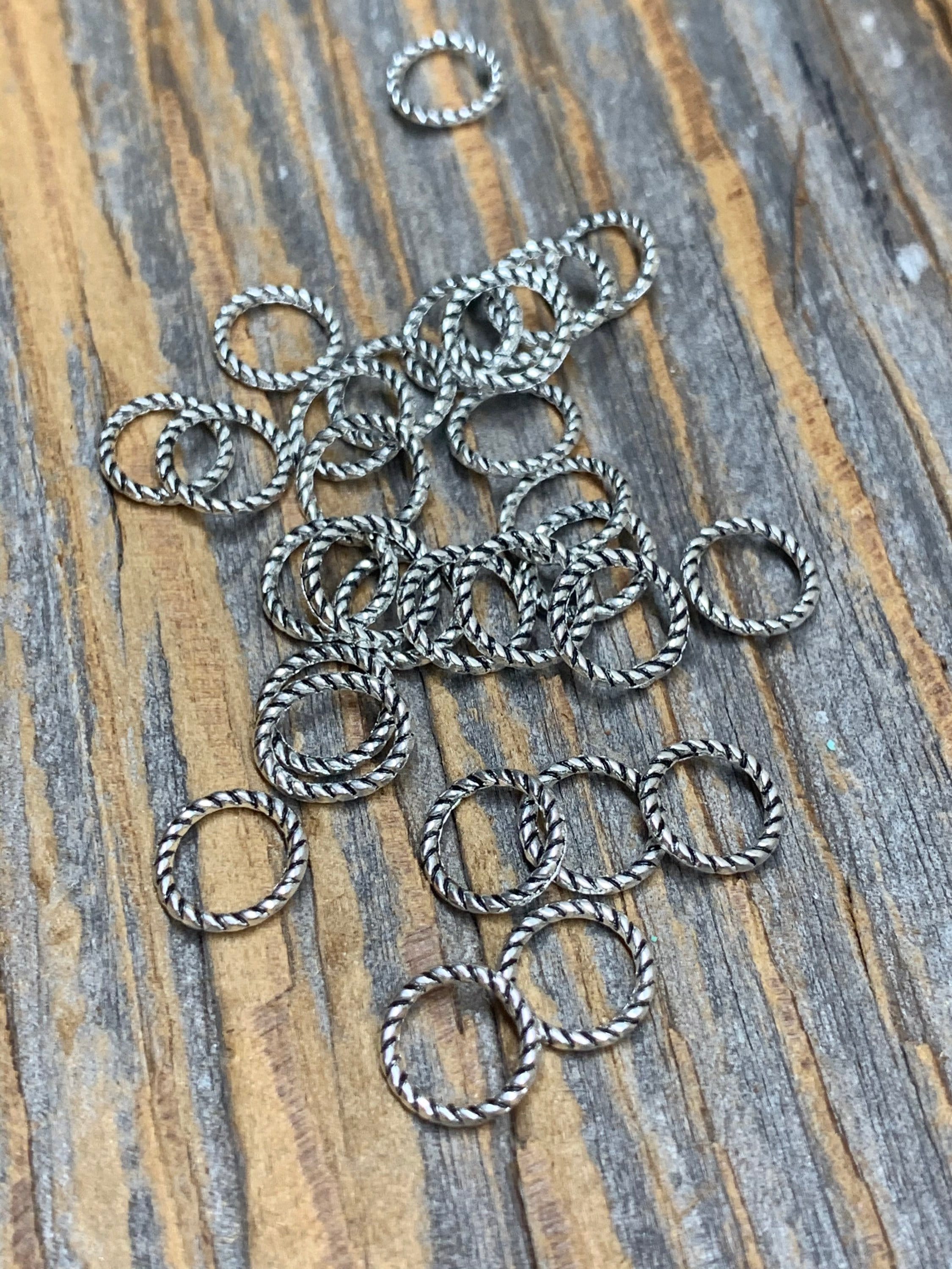 ダイヤ Antique Silver Textured Closed Jump Rings - 8 Mm OD