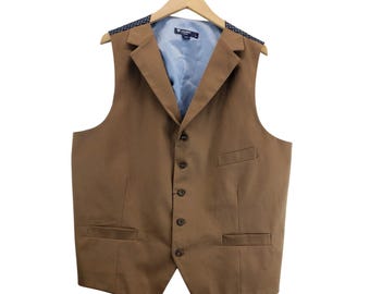 Gilet da uomo sartoriale marrone chiaro, taglia XL, di Cremieux, con tasche a filetto sul davanti e 5 bottoni, nuovo con etichette.