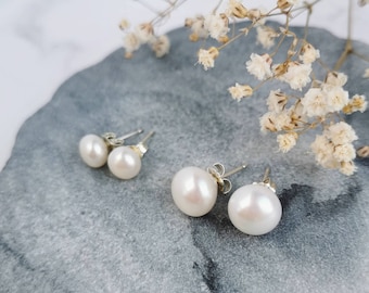 Ivory Pearl Studs on Sterling Silver. June Birthstone Weddings jewellery or everyday earrings. Classic traditional freshwater pearls