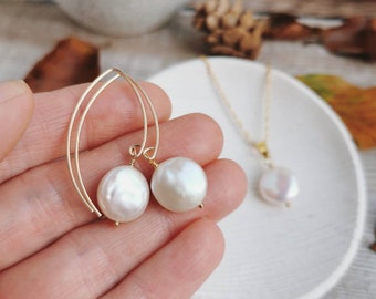 LAST PAIRS Small Coin Pearl earrings - Silver / Gold - June Birthstone, minimal wedding jewellery, modern honeymoon,30th anniversary,The Vow