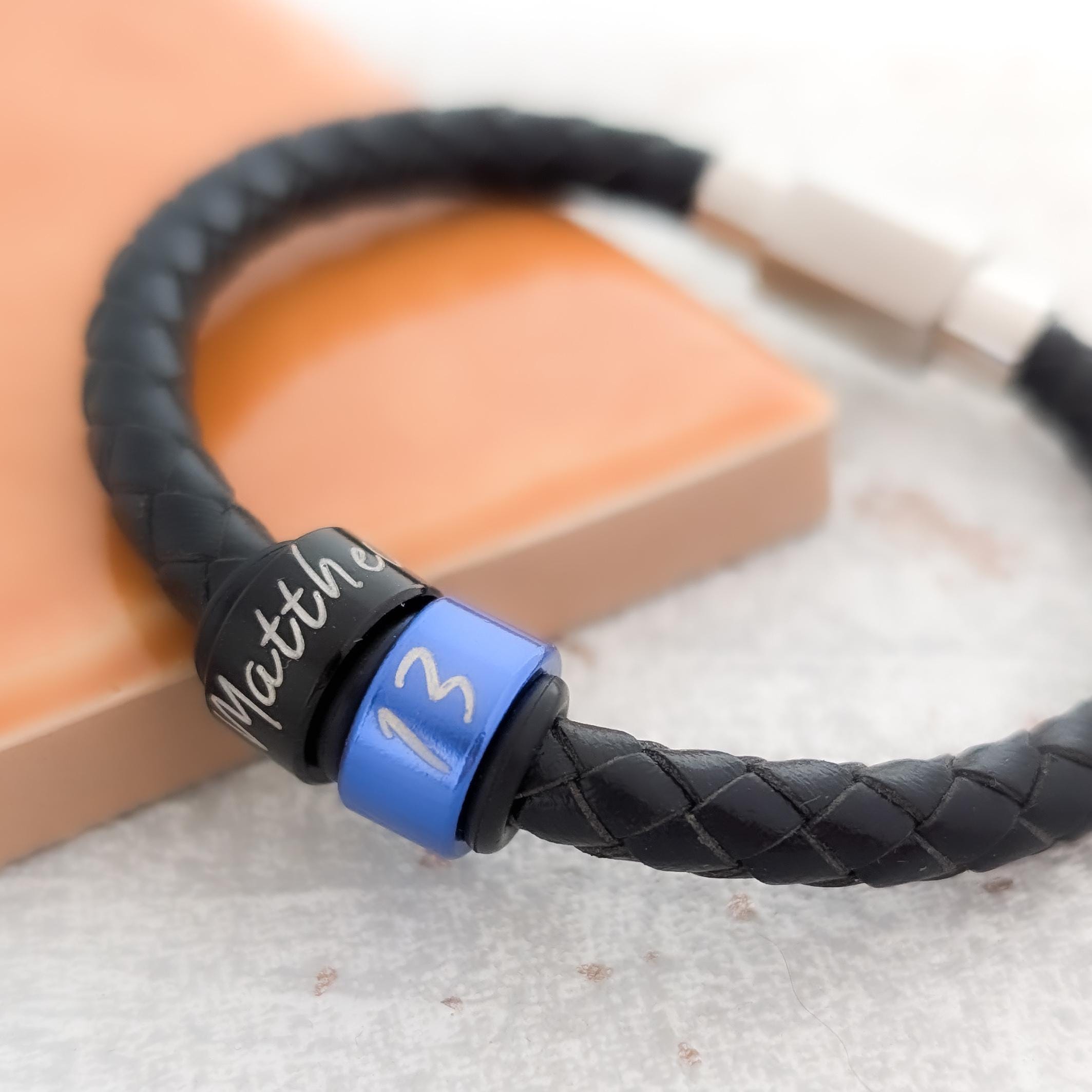 Bracciale Calcio Personalizzato Con Iniziali - Regalo Unico Per Ragazzi E Giovani Calciatori