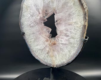 Rebanada de portal de cristal de amatista brasileña con soporte / Geoda natural para decoración del hogar