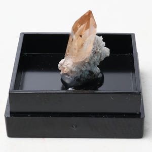 Topaz Crystal Cluster from Guanajuato, Mexico | Thumbnail Mineral Specimen