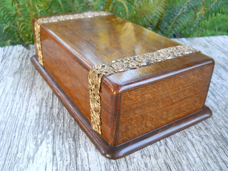 Antique Stunning 1880s Brass Oak Wood Victorian Collar Treasury Box Ornate French English Country Edwardian Art Nouveau Jewelry Trinket Box image 2