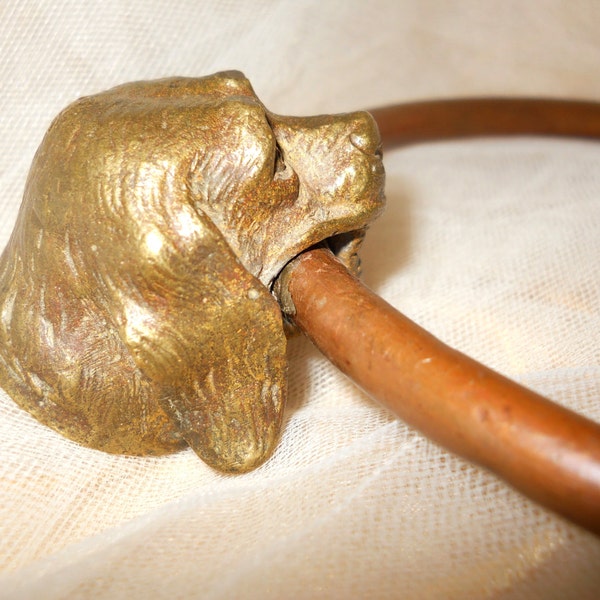 Rare Small Victorian Antique Spaniel Figural Dog Wall Hook Towel Holder Dog Leash Hook Holder French Farmhouse Decor