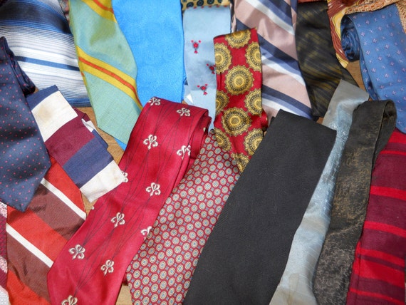 Fashion 33 Silk Tie Lot Huge Assortment Vintage 1… - image 4