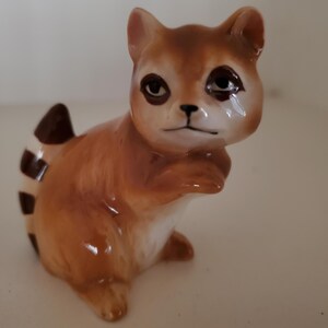Norcrest Racoon Huggers Kitsch MCM Porcelain Salt Pepper Shakers image 13