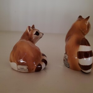 Norcrest Racoon Huggers Kitsch MCM Porcelain Salt Pepper Shakers image 12