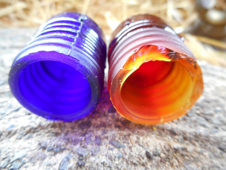 Beautiful Rare Tiny 1 Inch Amber Red Glass /& Cobalt Blue Glass Miniature Insulator Cap Scarce Hardware Salvage Vintage French Farmhouse