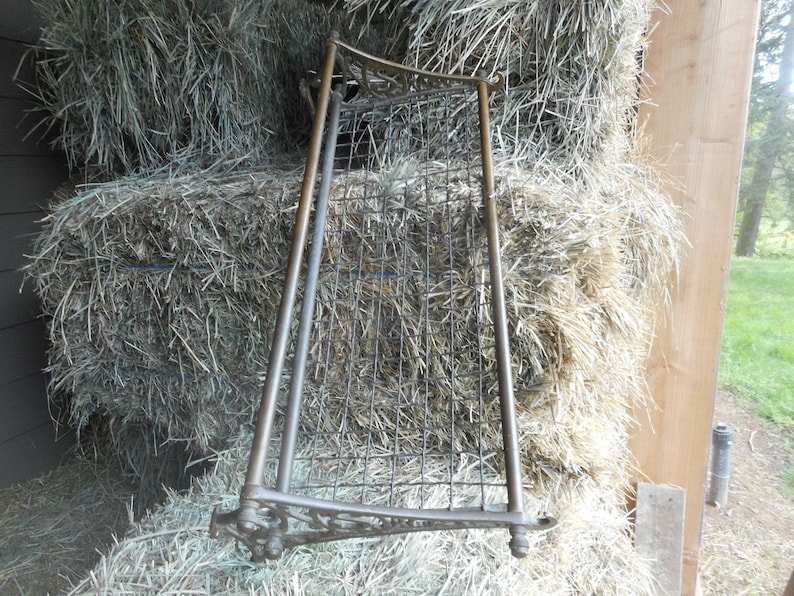 Wire Rod Train Industrial Australian NSWR Railroad Brass Rods & Crinkle Wire Train ...