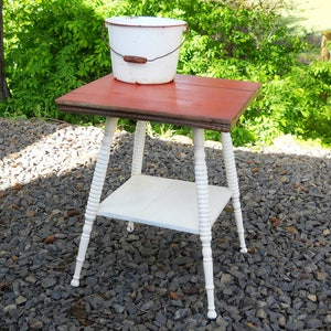 Primitive Victorian Rustic Garden Painted Red White Accent Table Summer Cabin French Country Beach Cottage Table Antique Cafe Bistro