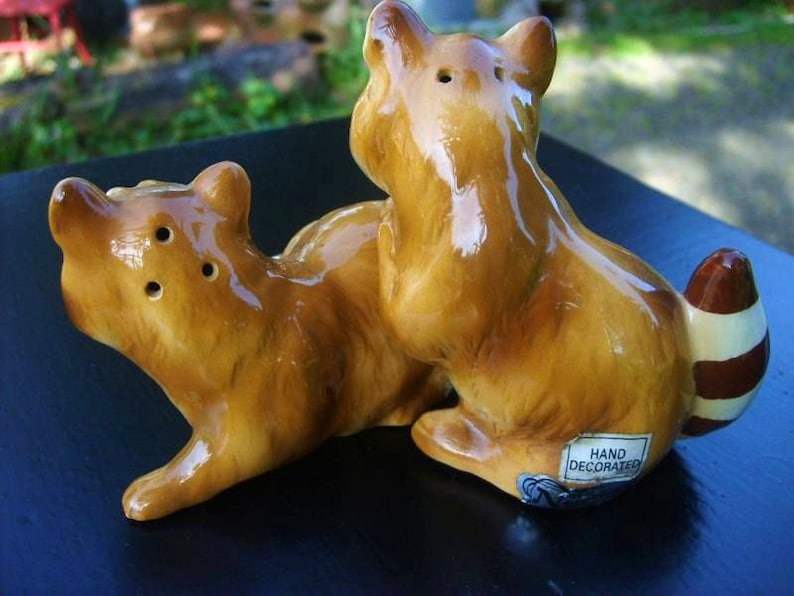 Norcrest Racoon Huggers Kitsch MCM Porcelain Salt Pepper Shakers image 4