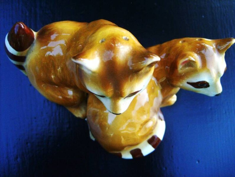 Norcrest Racoon Huggers Kitsch MCM Porcelain Salt Pepper Shakers image 3