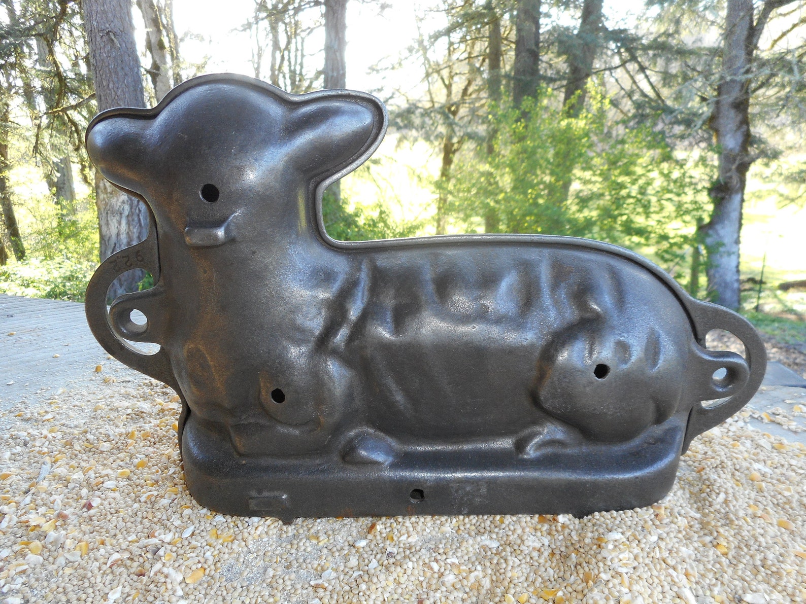 Antique Griswold Lamb Cast Iron Cake Mold Baking Scone Pan Chef