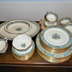 Large Collection 43 Piece Lenox Dinnerware Set Service for 8 Porcelain Turquoise Blue Autumn Pattern French Farmhouse Serving