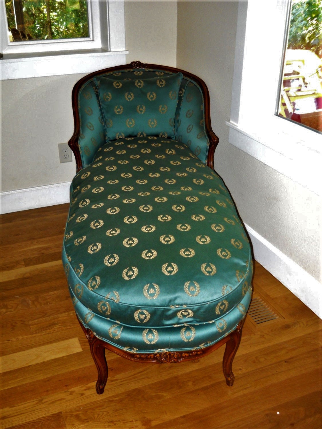 Antique French Country Louise XV Bergere Chair Chaise Lounge Day