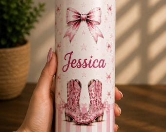 Vaso personalizado de vaquera de 590 ml, vaso con nombre estilo western, vaso con botas de vaquero rosas, vaso con nombre personalizado, regalo de vaquera para ella.