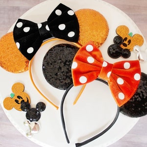 HALLOWEEN Mouse Ears Headband, Velvet Polka Dot Bow Mickey Ears, Orange Sequin Ears, Disney Gift, Minnie Ears, Ears Headband, MNSSHP