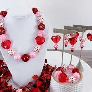 ★LECYTO★ Heartline Stone Beads NecklacePink il_fullxfull.6275507312_1u6i.jpg
