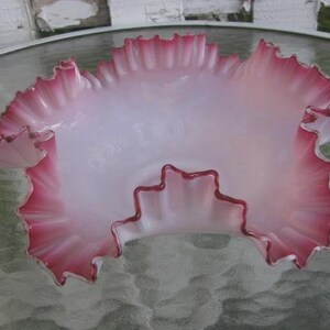 Cranberry Raspberry Brides Bowl Brides Basket Peach Crest Ruffle Milk Glass USA Shipping Insurance and Tracking Included