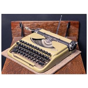Groma Kolibri タイプライター アンティーク【ケース付き】 Typewriter, Groma Kolibri - Etsy