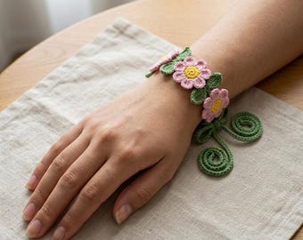 Crochet Daisy Bracelet Pattern PDF, Floral Friendship Tutorial (Digital Download)