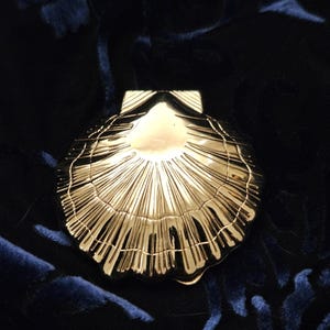 ⭐️超レア・90s⭐️Estee Lauder クリスマス限定メタルコンパクト 1990's Estee Lauder - Etsy