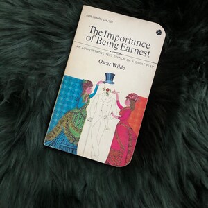 1960s Oscar Wilde Paperback / Vintage Paperback / Theater Nerd