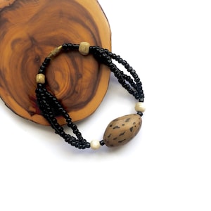 Bohemian Vintage Seed Bracelet / Boho Chic Jewelry / Vintage Seed and Bone Bead Bracelet