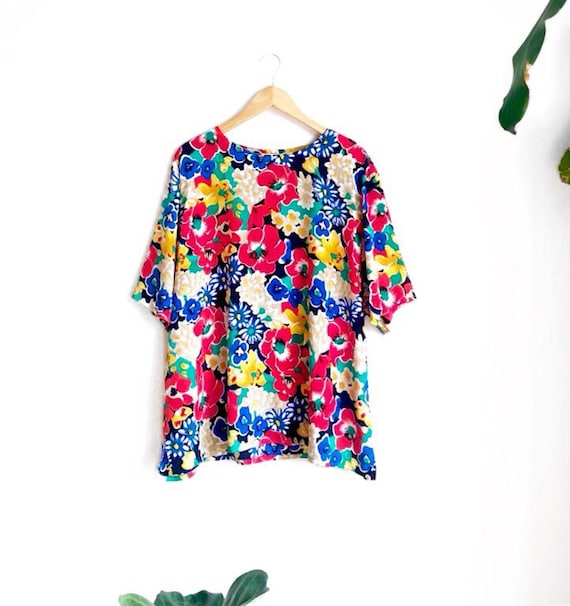 Bold Floral Boxy Blouse / Vintage Rainbow Floral O