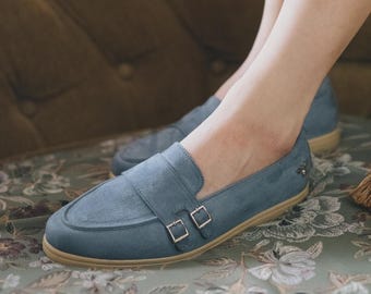 Women's Suede Buckle Loafers
