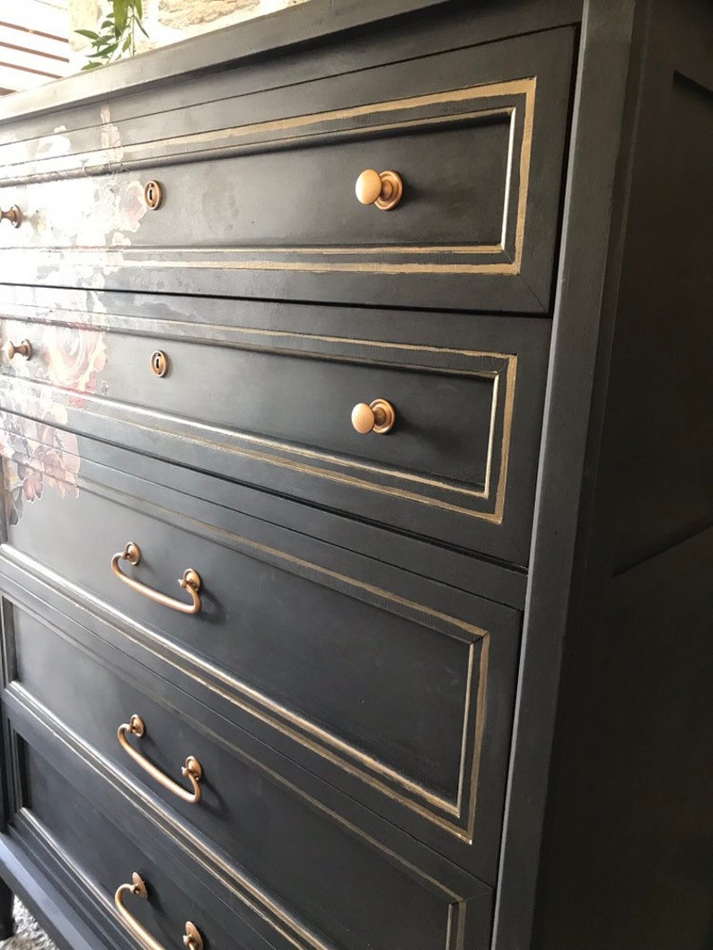 Black dresser